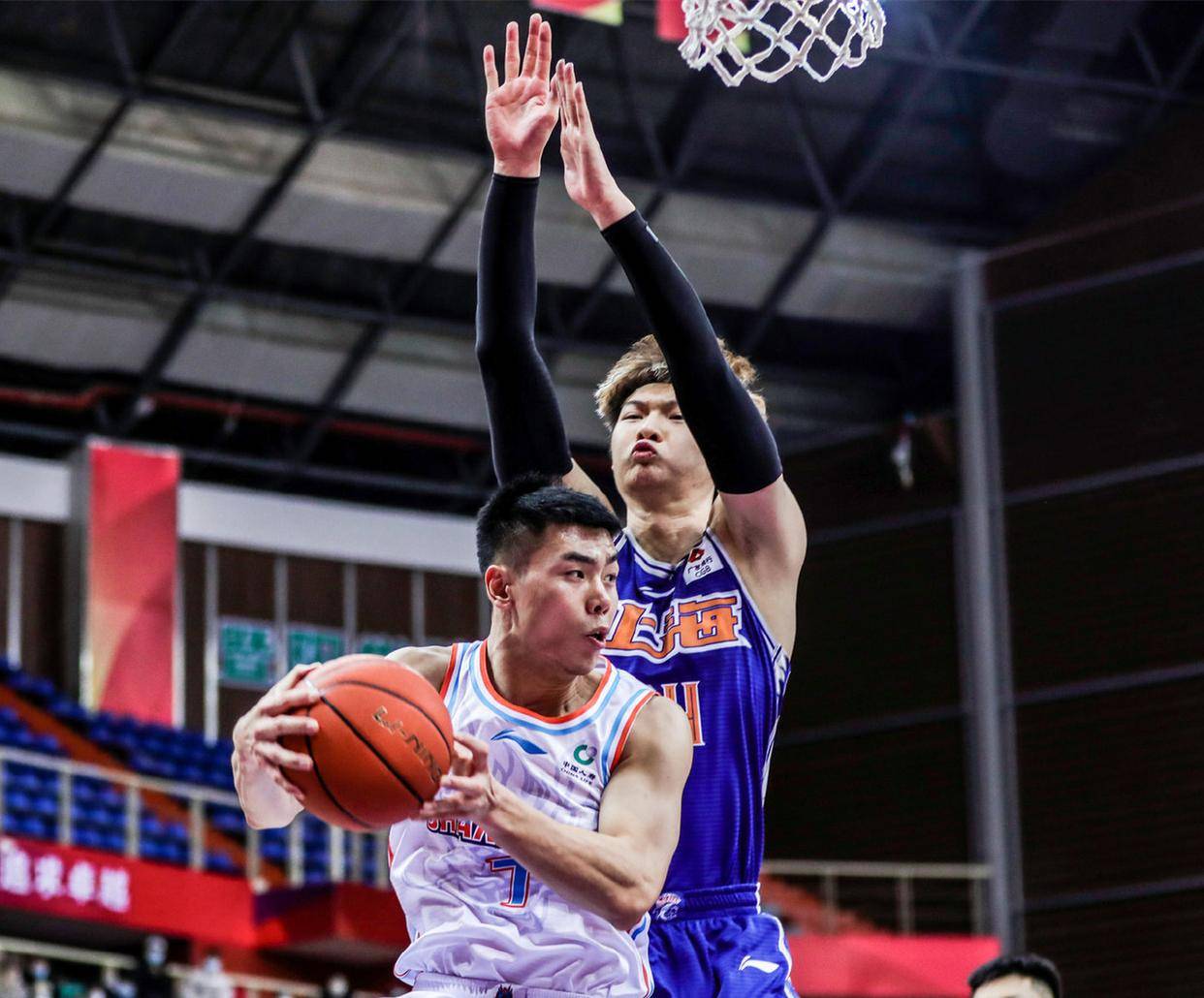 关于赛前体能课后，孟菲斯灰熊遗憾出局备战CBA常规赛，赛场秩序良好，控场能力受关注的信息